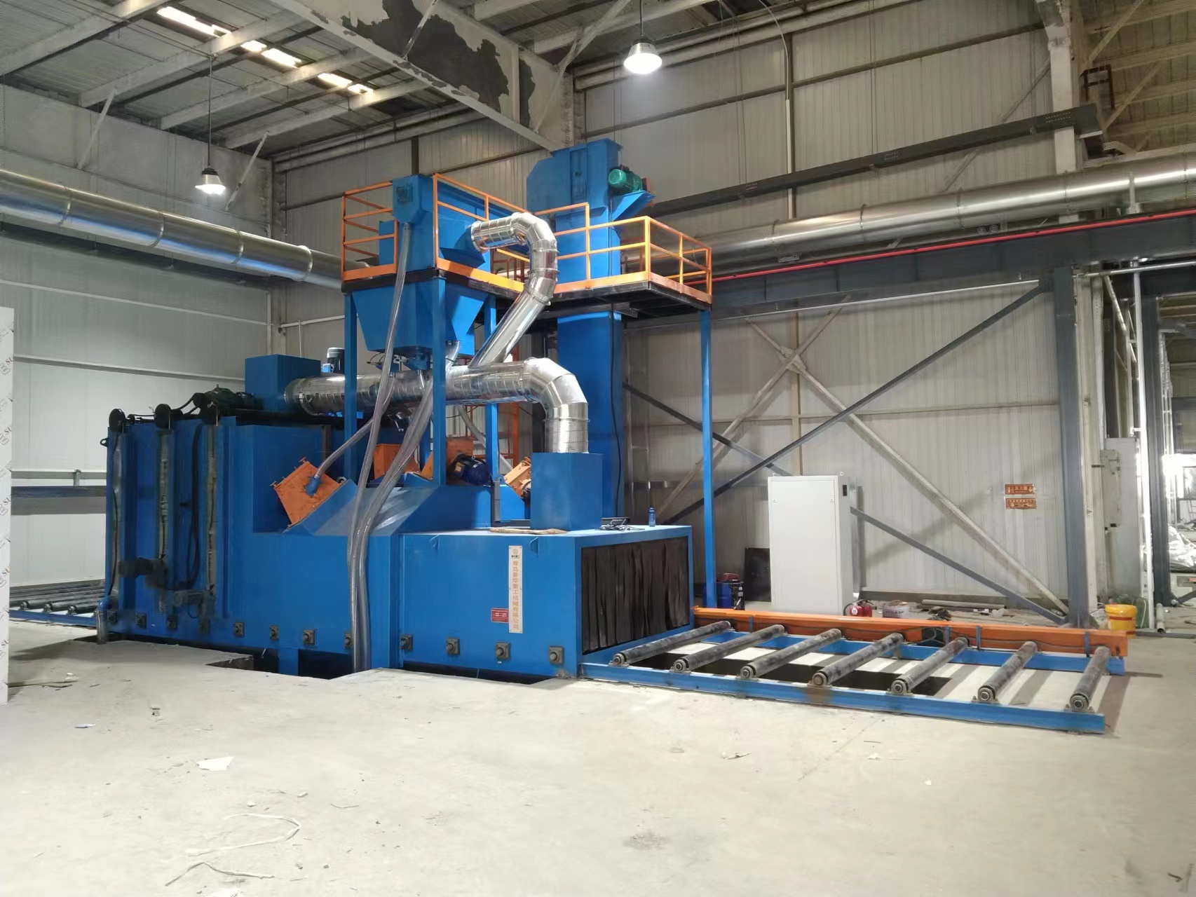 Roller shot blasting magna installata fl-Amerika t'Isfel